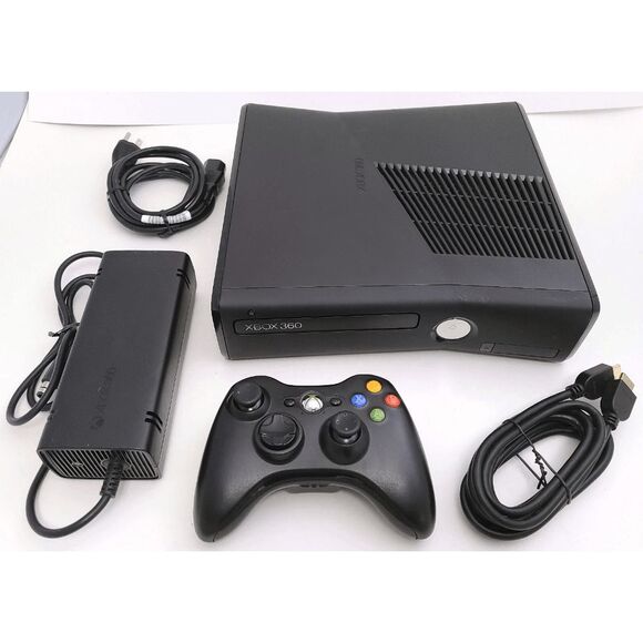 Microsoft XBox 360 S Slim 250GB Black Video Game Console System 360S Bundle - Picture 1 of 3